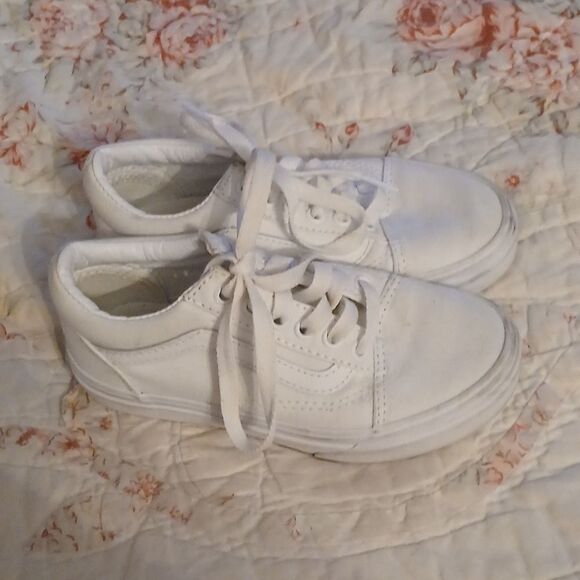 Vans  - Picture 4 of 5